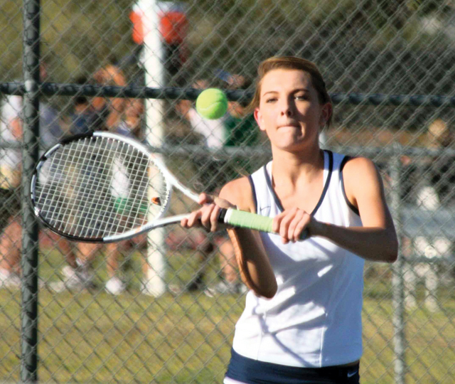 Quaggan takes one for DV girls tennis team